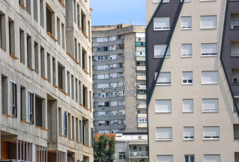 Zagreb - oko 3.800 eura