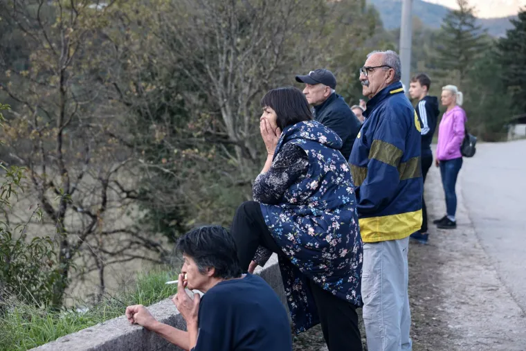 Pogled iz zraka na katastrofu izaziva jezu: Iz ovog kamenoloma krenula je lavina
