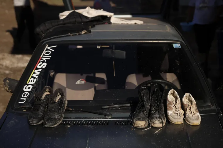 Pogled iz zraka na katastrofu izaziva jezu: Iz ovog kamenoloma krenula je lavina