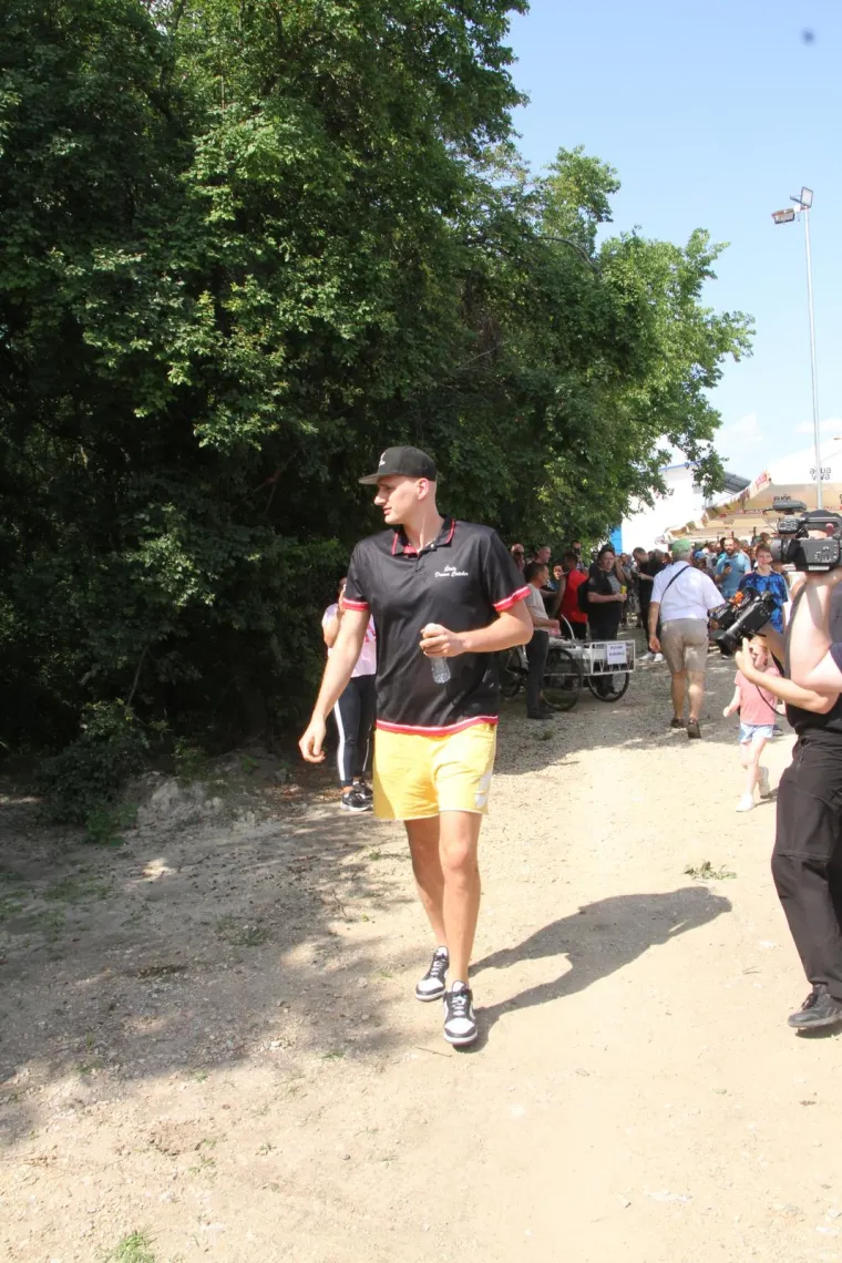 Nikola Jokić na utrci 2023. godine