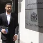 Annie i Walker pokušavaju spasiti svoj brak, unatoč njegovoj dužoj aferi s Lauryn Goodman, s kojom ima dvoje djece. Prijatelji nogometaša su za Daily Mail otkrili da već tri tjedna živi u svom domu u Prestburyju. Lauryn i Annie su bile prijateljice, sve dok Lauryn, poznata influencerica, nije počela aferu s neodoljivim nogometašem.