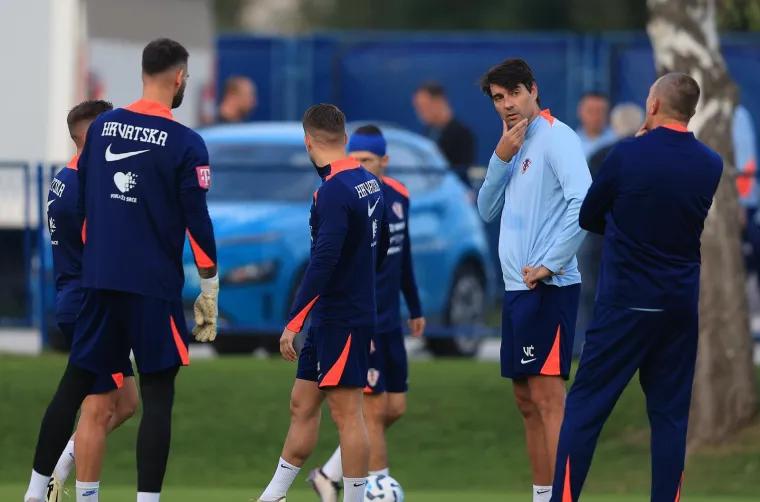 Reprezentacija će u Zagrebu odraditi jo&scaron; tri treninga prije utakmice protiv &Scaron;kotske koja je na rasporedu u subotu u 18 sati na stadionu Maksimir.