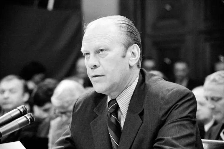 38. Naslijedio ga je Gerald Ford koji je predsjednik bio od 9. kolovoza 1974. do 20. siječnja 1977. godine.