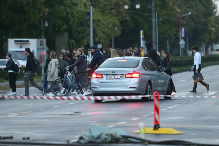 &apos;Tramvajski prijevoz je vrlo malo moderniziran, autobusne linije su iste, samo puno sporije. Jedino što se počelo događati je da se promet zbog i nakon korone počeo malo rasterećivati biciklima i romobilima. Tu se ipak vrši pritisak na pješačke zone&apos;, objašnjava prometni stručnjak. 