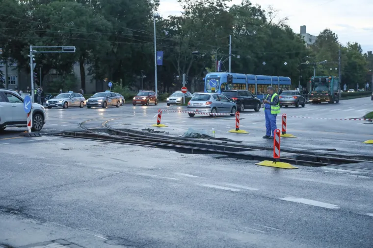 Ovako izgleda vožnja iz pakla. Potpuni je prometni kolaps u Zagrebu: Od gužve ne možeš mrdnuti