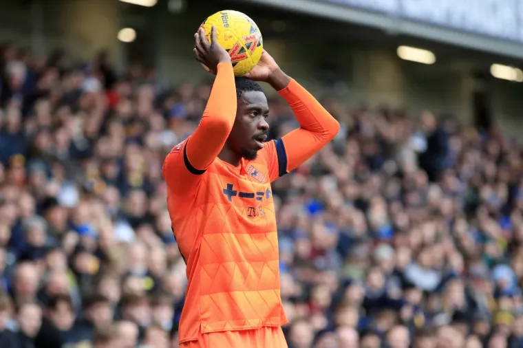 Srećom reprezentativac DR Konga će se  morati oporavljati samo od operacije, ali ne i gubitka palca. 