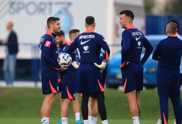 Jedan Vatreni pojavio se na treningu sa zavojem na glavi, zna se zbog čega