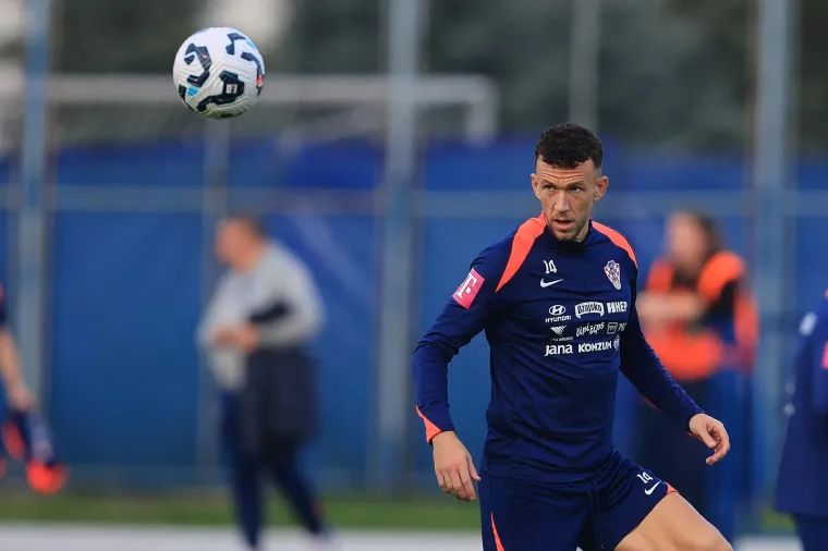 Jedan Vatreni pojavio se na treningu sa zavojem na glavi, zna se zbog čega