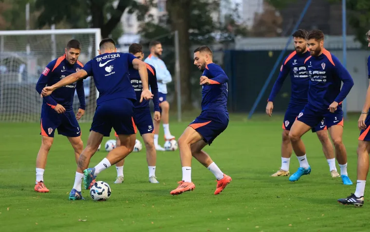 Jedan Vatreni pojavio se na treningu sa zavojem na glavi, zna se zbog čega