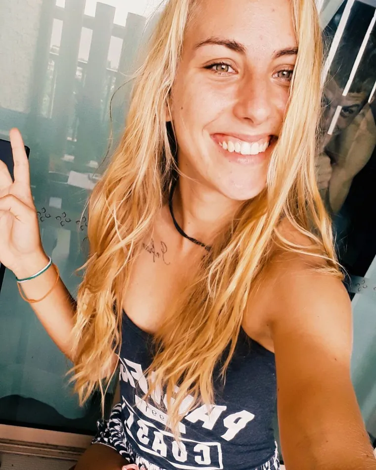 Nosila je aparatić, a sad osvaja osmijehom: Ovako je Tamara izgledala kao tinejdžerica