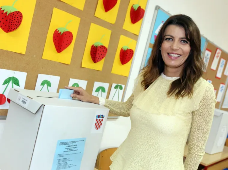 Ponovno želi biti 'kraljica Knina'! Evo kako je Josipa Pleslić ex Rimac izgledala na početku karijere