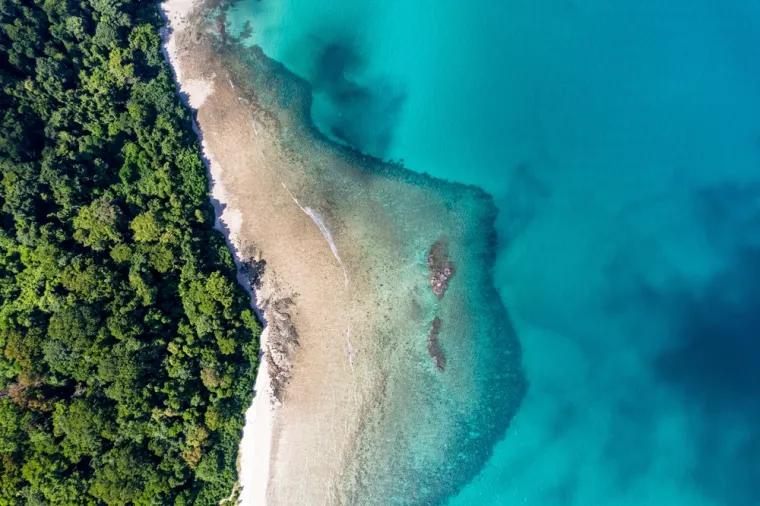 Pod opsadom krvožednog plemena: Tko god je kročio na ovaj otok, nije ostao živ
