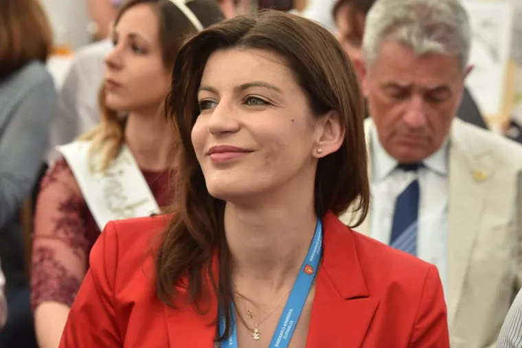 Ponovno želi biti 'kraljica Knina'! Evo kako je Josipa Pleslić ex Rimac izgledala na početku karijere