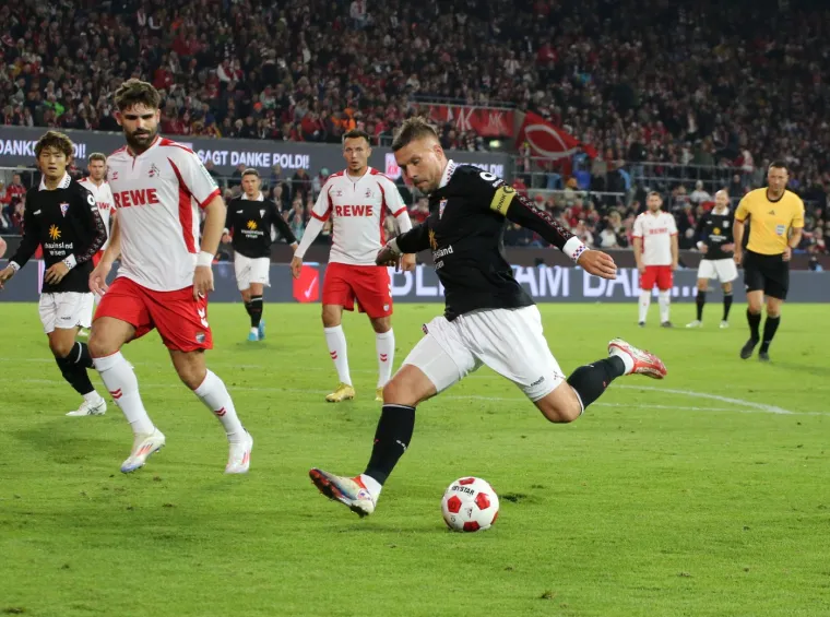 Lukas je započeo utakmicu kao kapetan tima Poldi11.