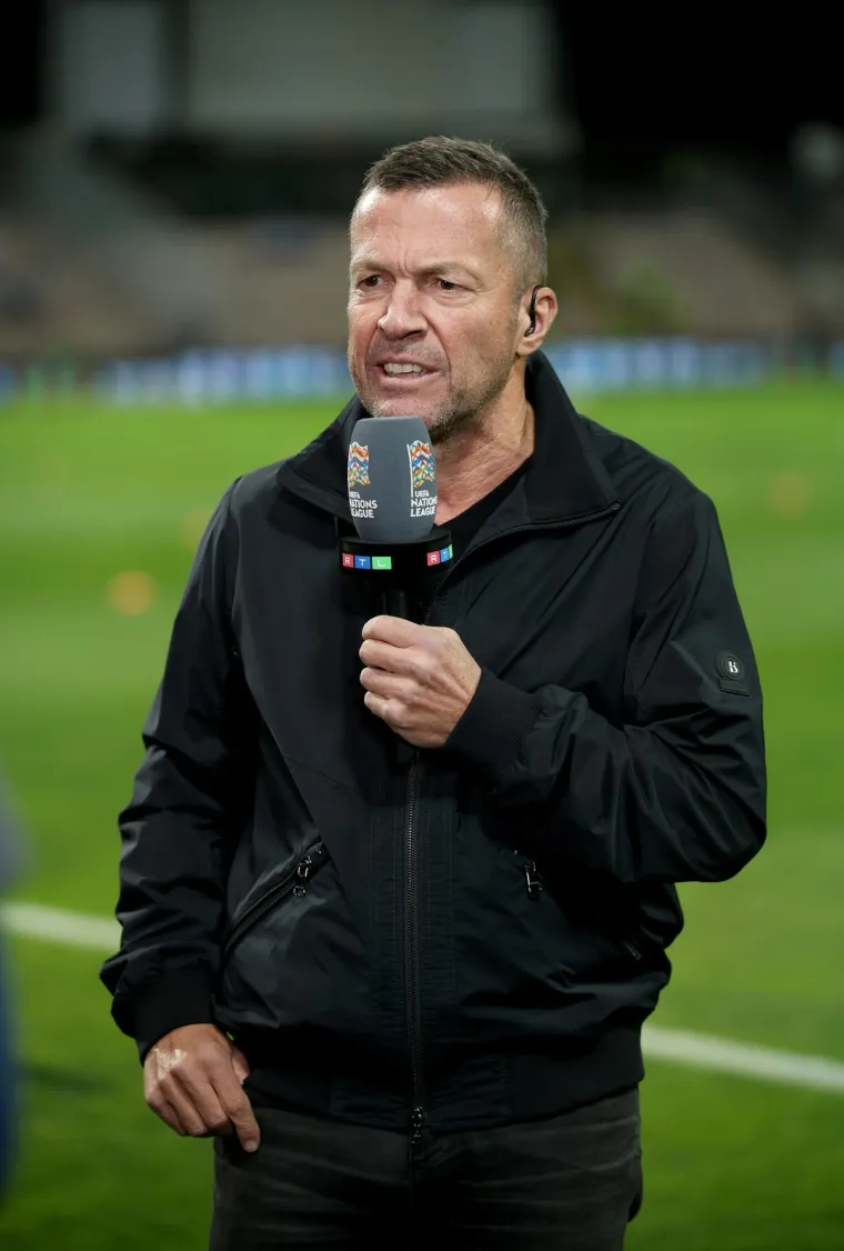 Tko se to pojavio u Zenici: Prije utakmice Bosne i Hercegovine na travnjaku osvanula legenda