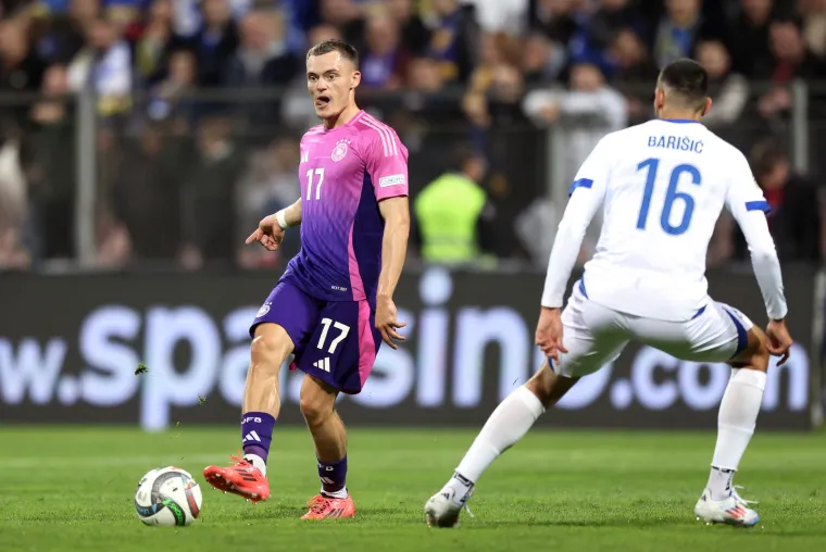 Tko se to pojavio u Zenici: Prije utakmice Bosne i Hercegovine na travnjaku osvanula legenda