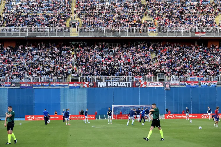 Uzavrela atmosfera na Maksimiru, misteriozne navijačice u fokusu