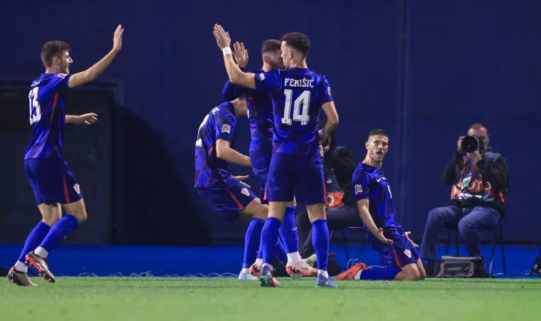 Hrvatska je nakon pobjede nad &Scaron;kotima druga u skupini sa &scaron;est bodova, a prvi Portugal, ima tri boda vi&scaron;e.