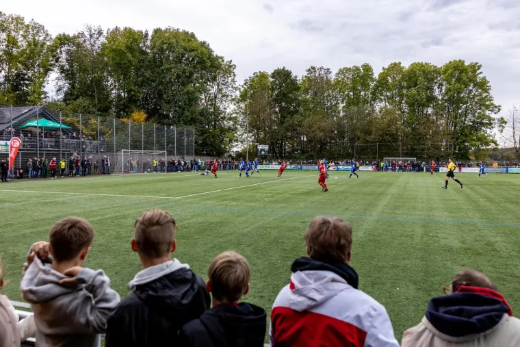 Koch organizirao opro&scaron;tajnu utakmicu, srcedrapajući prizori obilaze svijet
