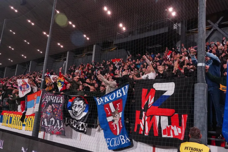 Srbi bijesni zbog fotografije koju je objavio njihov Savez: 'Kad slika smrdi, Vučiću p**eru...'