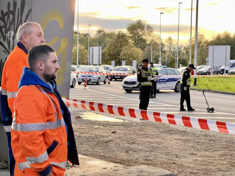 Ovo je mjesto teške nesreće autobusa i tramvaja. Jedna osoba stradala na licu mjesta