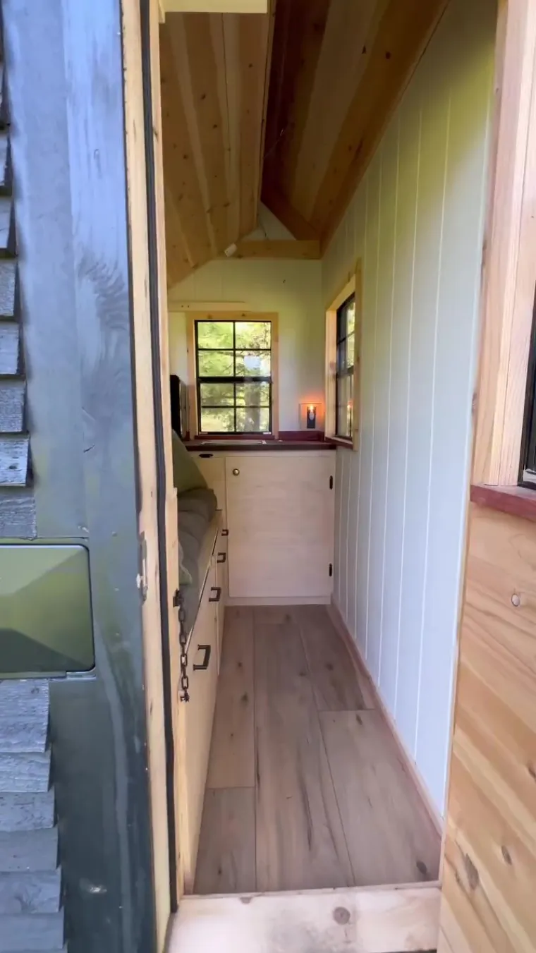 Osmislio je kuću od 20 kvadrata koju si svi možemo priu&scaron;titi, nudi sve &scaron;to čovjeku treba