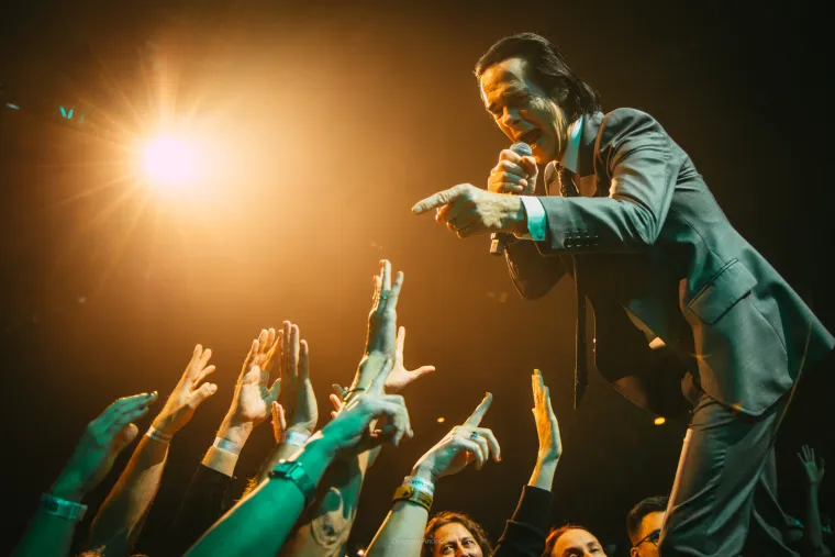 Spektakl u Areni Zagreb: Pogledajte kako je Nick Cave osvojio zagrebačku publiku