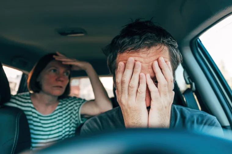 Dr. Julie je otkrila da 69 posto problema s kojima se parovi susreću u vezama nikada ne nestanu i da je ključno naučiti upravljati sukobima i razumjeti kako se vaš partner osjeća, umjesto potpunog izbjegavanja svađa.