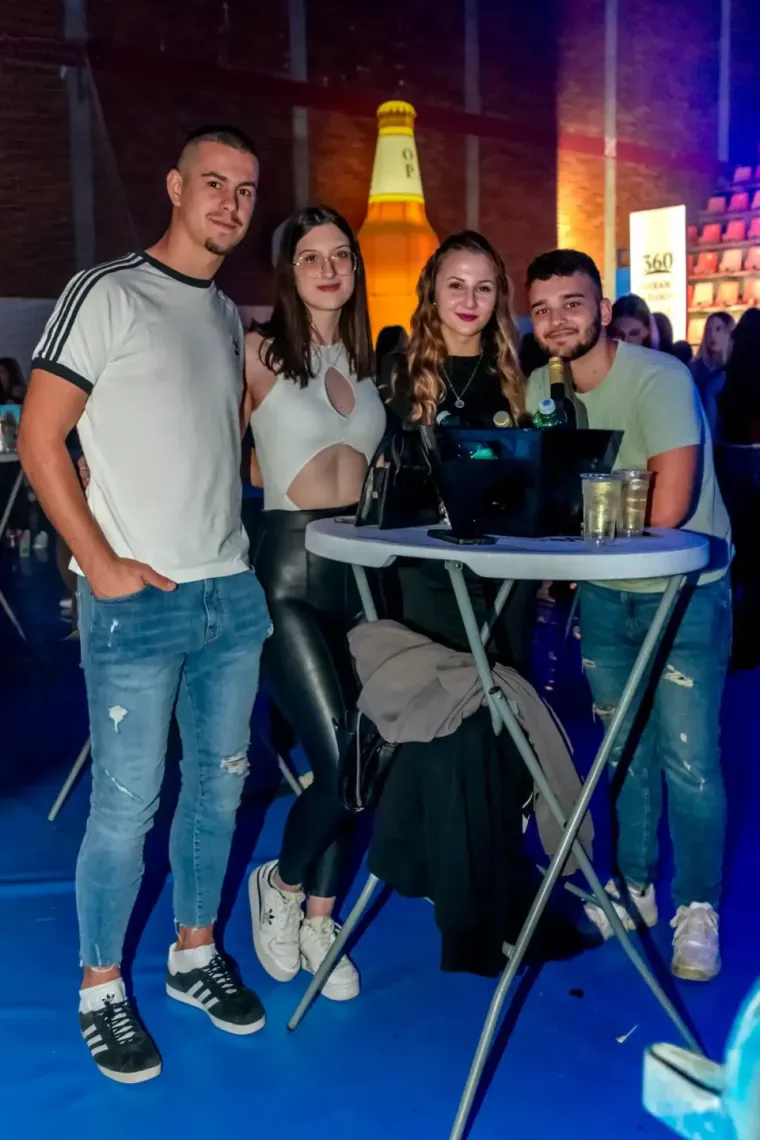 Osječki studenti tulumarili uz zvijezdu regije: Prezgodne Slavonke odu&scaron;evile outfitima