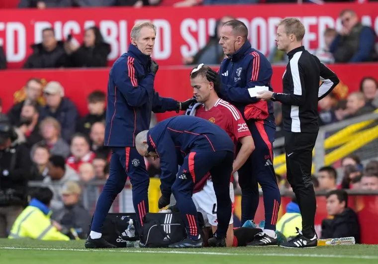 Liječnici su odmah pokušali zaustaviti krvarenje de Ligtove glave 