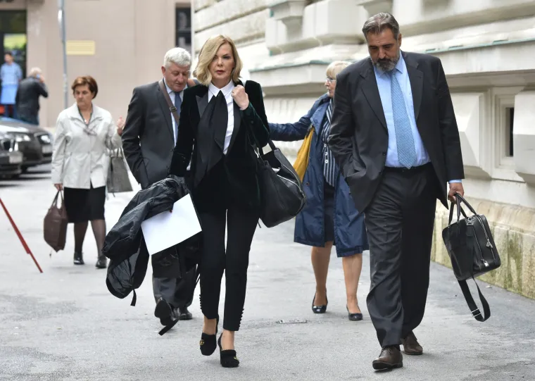 Opasna kraljica stila! Voli Gucci i Chanel, a modne trendove ima u 'malom prstu'