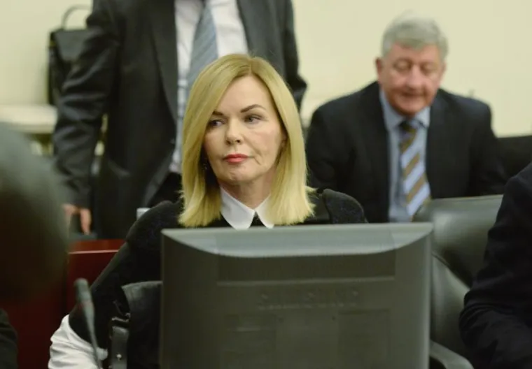 Opasna kraljica stila! Voli Gucci i Chanel, a modne trendove ima u 'malom prstu'