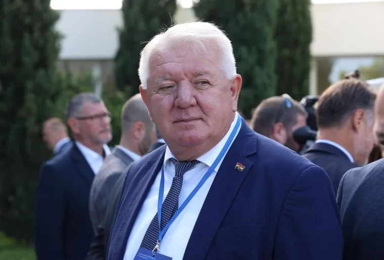 Pogledajte tko je sve do&scaron;ao na veliki Opći sabor HDZ-a u &Scaron;ibeniku