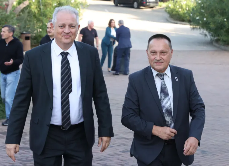 Pogledajte tko je sve do&scaron;ao na veliki Opći sabor HDZ-a u &Scaron;ibeniku