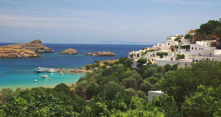 Pored povijesnih znamenitosti, Rodos se ponosi i predivnim prirodnim krajolicima. 