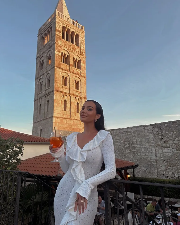 Hrvatsku Kim Kardashian prati gotovo milijun ljudi: Pogledajte senzualna izdanja influencerice