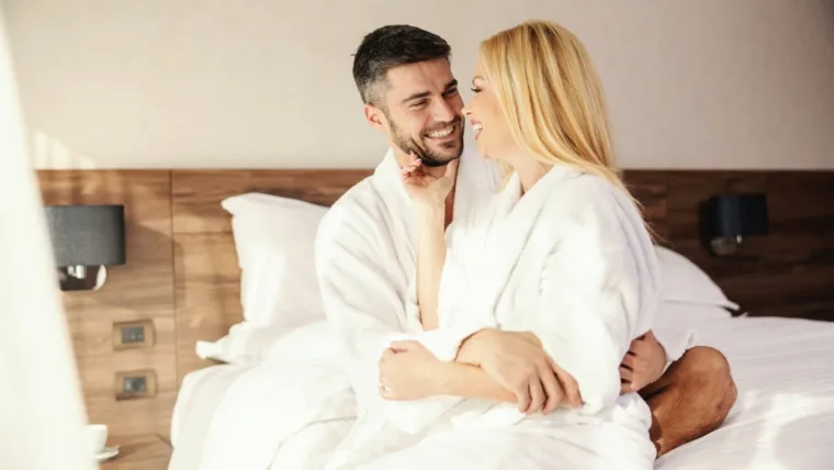 Ovo je jedino područje u kojem se oba spola slažu: ako nemate dobre i redovite intimne odnose kod kuće, veća je vjerojatnost da ćete ih imati negdje drugdje. Gotovo devet posto žena reklo je da je to razlog za&scaron;to su bile nevjerne, dok se deset posto mu&scaron;karaca slaže s njima.