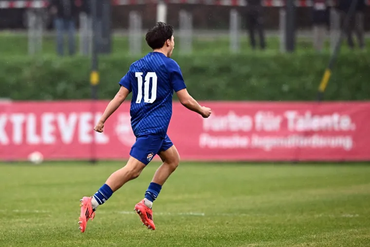 Mladi dinamovci pred Zajecovim očima imali igrača vi&scaron;e pa izgubili u Salzburgu