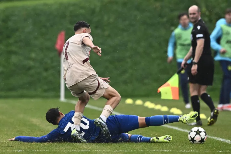 Mladi dinamovci pred Zajecovim očima imali igrača vi&scaron;e pa izgubili u Salzburgu