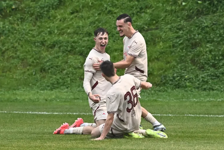 Mladi dinamovci pred Zajecovim očima imali igrača vi&scaron;e pa izgubili u Salzburgu