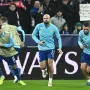 Tijekom zagrijavanja dinamovci nisu obraćali pozornost na ono što se događa na tribinama