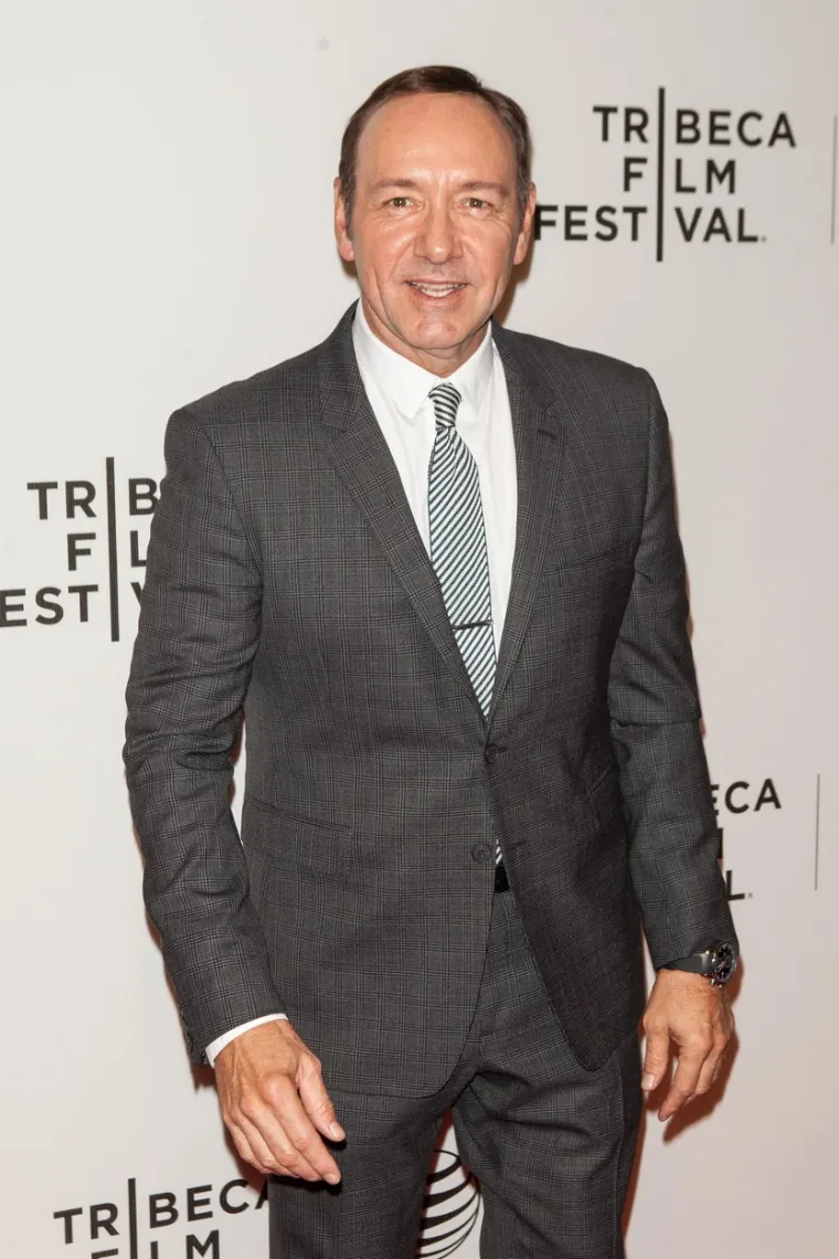 Iako je kasnije oslobođen optužbi u nekoliko sudskih postupaka, &scaron;teta za njegovu karijeru bila je nepopravljiva. 
