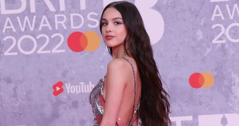 Još jedna mlada pjevačica, Olivia Rodrigo, dat će glas Kamali Harris.