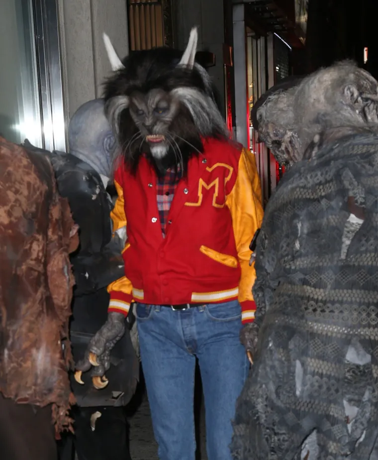 Crv, izvanzemaljka, majmun: Biv&scaron;a Viktorijina anđelica odu&scaron;evljava svojim kostimima