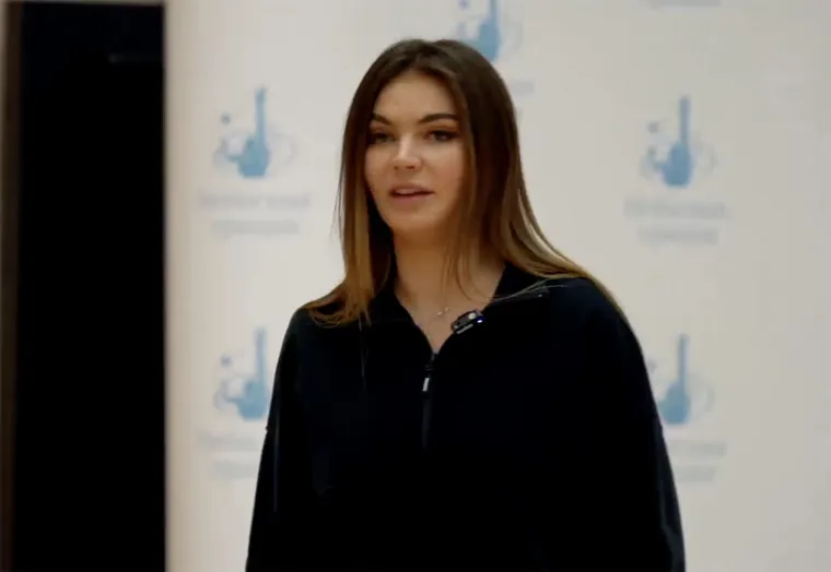 Rađa mu djecu i vlada iz sjene? Ova žena je navodna ljubavnica Vladimira Putina