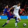 Vodimo vas na put kroz vrijeme. Modrić je vrtio velikane kao na vrtuljku. Pamte ga Messi, Iniesta, Neymar...