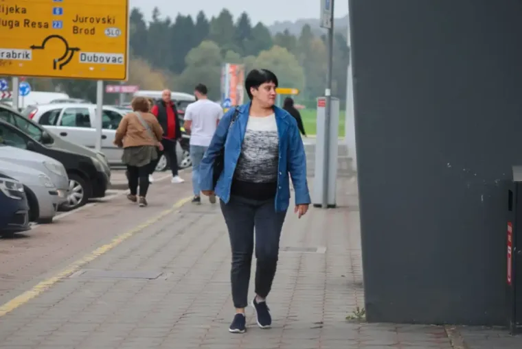 Ni tmurno vrijeme nije zadržalo Karlovčane kod kuće: Pogledajte za&scaron;to su svi iza&scaron;li na &scaron;picu