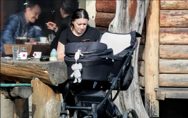 Toplije vrijeme Dalmatince namamilo u more, a Međimurce na obalu rijeke Mure: Kakva uživancija!