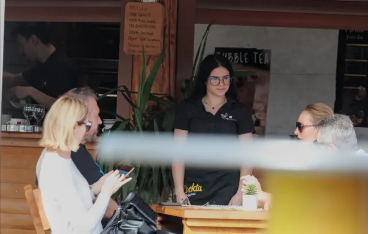 Toplije vrijeme Dalmatince namamilo u more, a Međimurce na obalu rijeke Mure: Kakva uživancija!