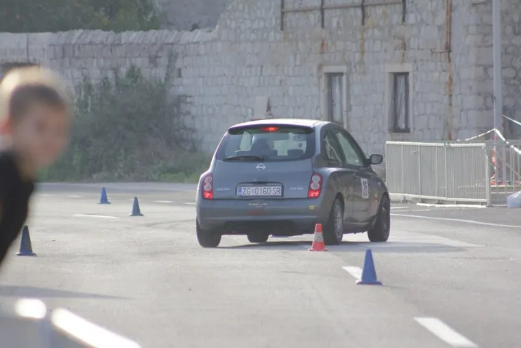 U Dubrovniku se održava hrvatsko prvenstvo u autoslalomu, pogledajte vozače i njihove limene ljubimce